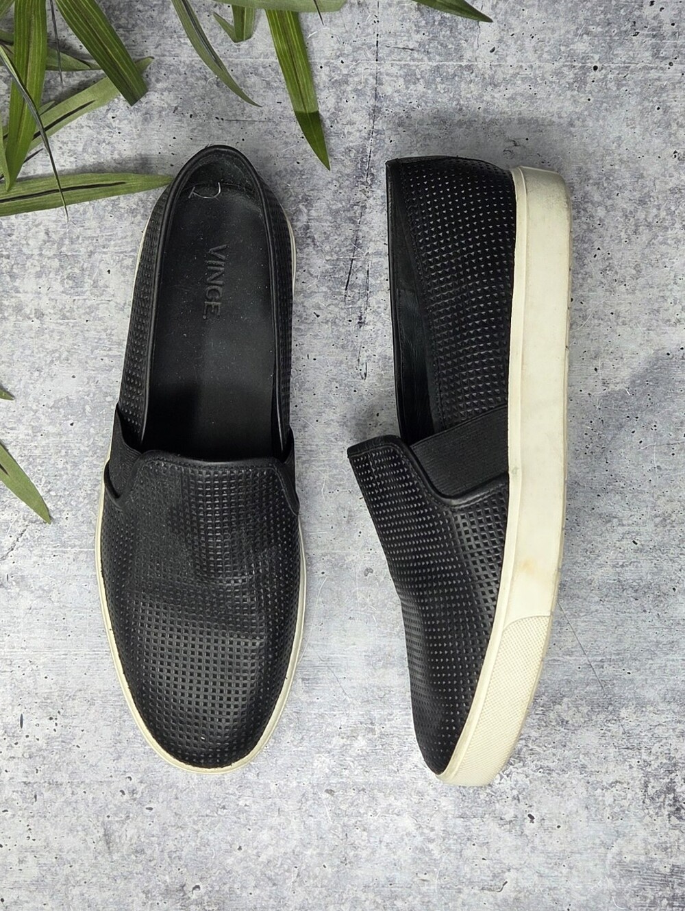 Vince Black Blair Perforated Leather Slip On Sneakers Womens Size 10 Classic